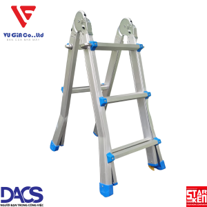 A STARKEN ST403G Sliding Aluminum Ladder