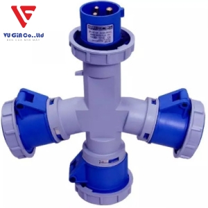 BEK 10132 three-way socket