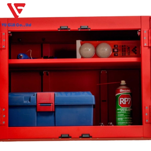  Set of 8 CSPS cabinets 335cm