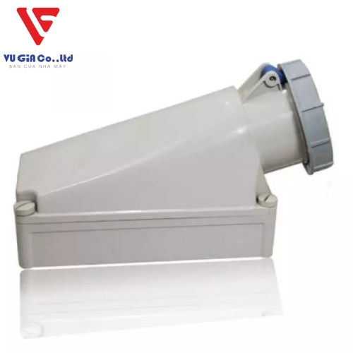 3-pin 125A watertight surface-mounted socket BEK-1432