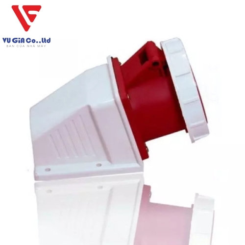5-pin 32A watertight surface-mounted socket BEK-1252