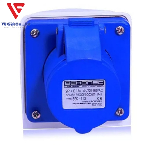 3-prong 16A non-watertight floating outlet BEK-113